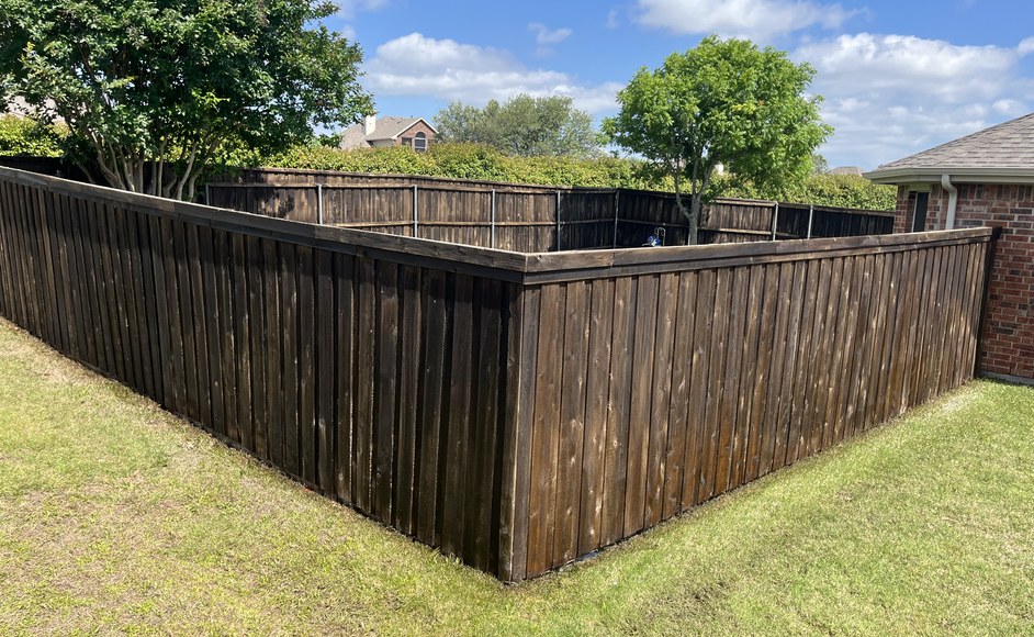 Dirty Wood Fence Before Pressure Washing Garland Tx